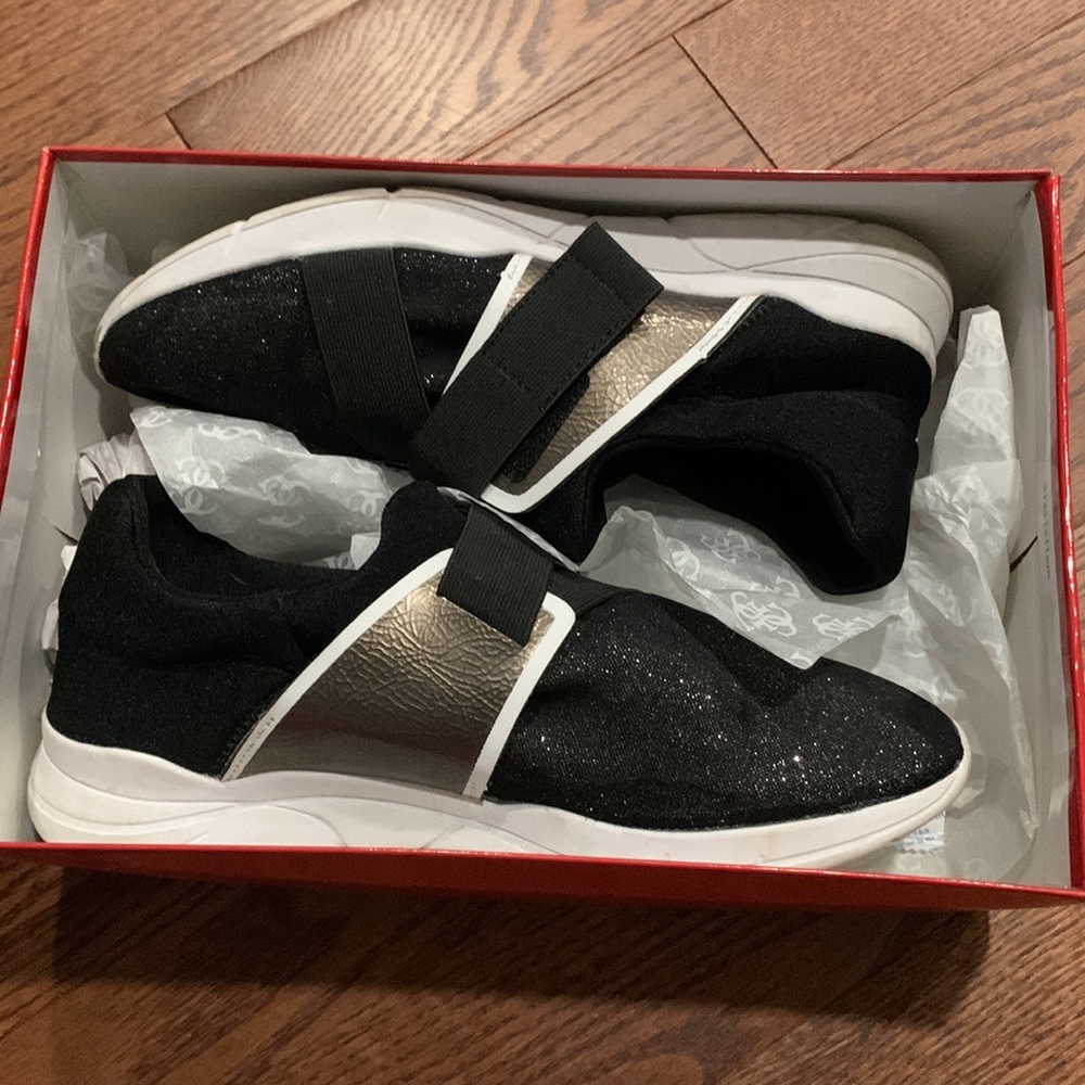 Guess sneakers size 10M. Sparkly Black.